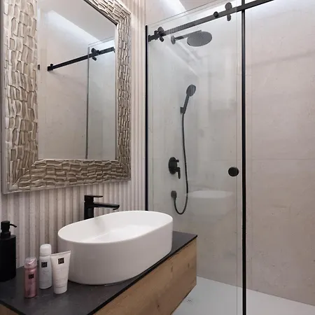 Grand Pearl Luxury Retreat Apartmán