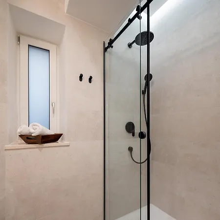 Grand Pearl Luxury Retreat Split