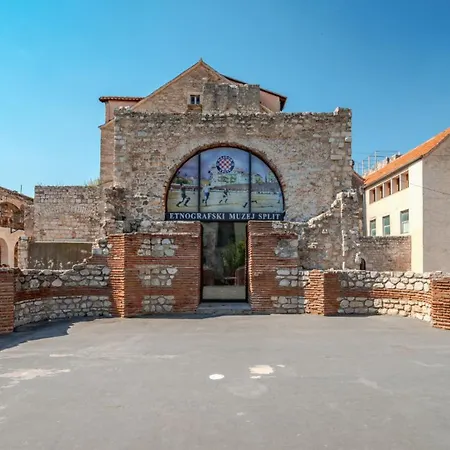 아파트 Grand Pearl Luxury Retreat