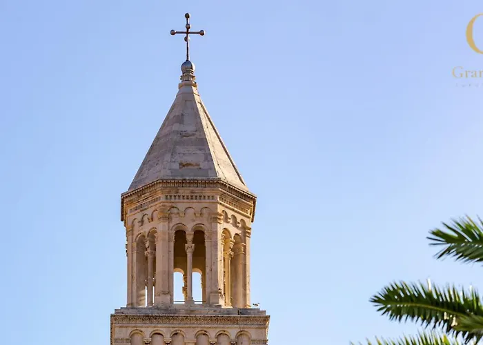 Grand Pearl Luxury Retreat 아파트