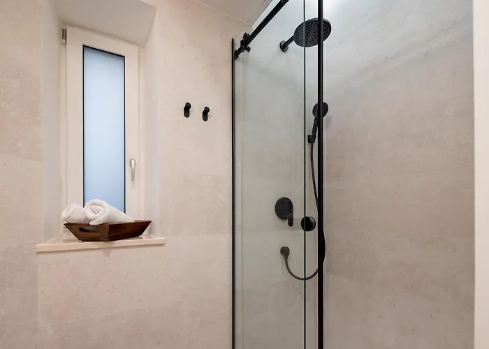 Grand Pearl Luxury Retreat Split