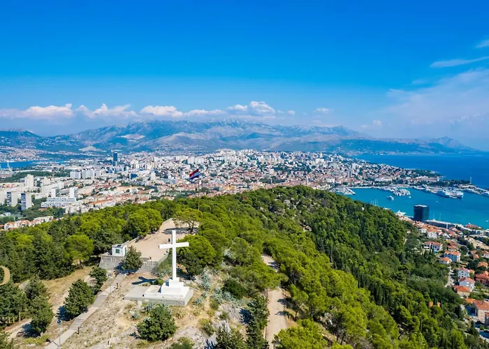 Grand Pearl Luxury Retreat * Split